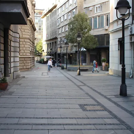 Wooden Cozy Central Crib Belgrade